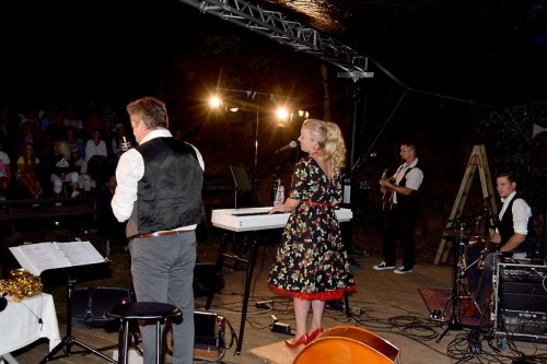 BernieStNinaB_hh_072